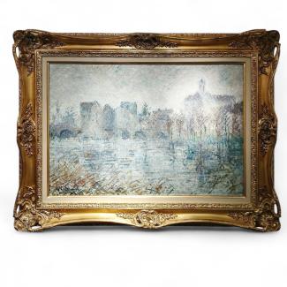 Tableau impressionniste de Gustave Loiseau représentant le pont de Moret-sur-Loing dans une atmosphère brumeuse, avec reflets flous sur la rivière, encadré dans un cadre doré ornementé.