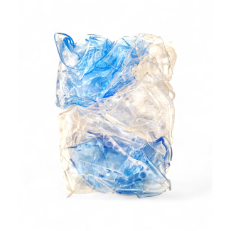 Compression de César Baldaccini composée de feuilles de plexiglas bleues et translucides 033