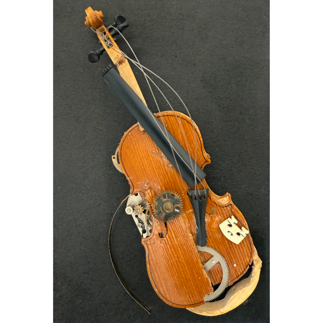 Arman Le Violoncelle automate 01